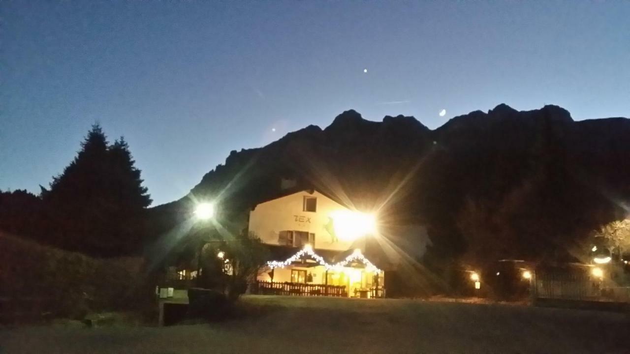 Botton D'Oro Delle Dolomiti Bed and Breakfast Vattaro Εξωτερικό φωτογραφία