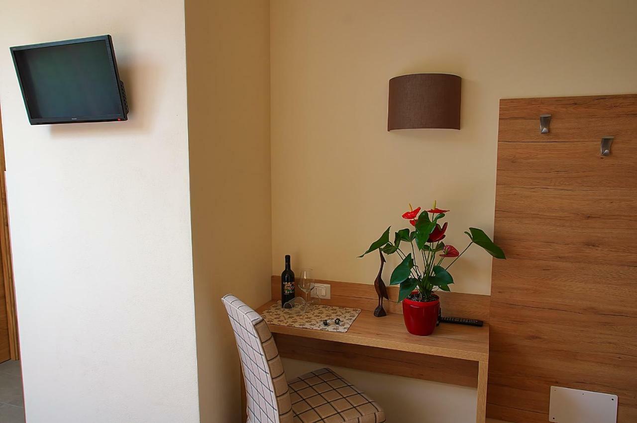 Botton D'Oro Delle Dolomiti Bed and Breakfast Vattaro Εξωτερικό φωτογραφία